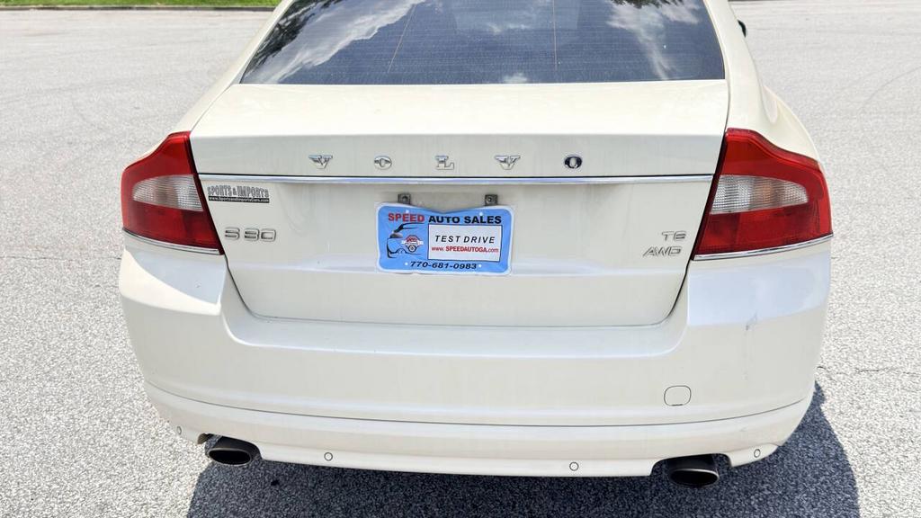 2009 Volvo S80 - $3,700