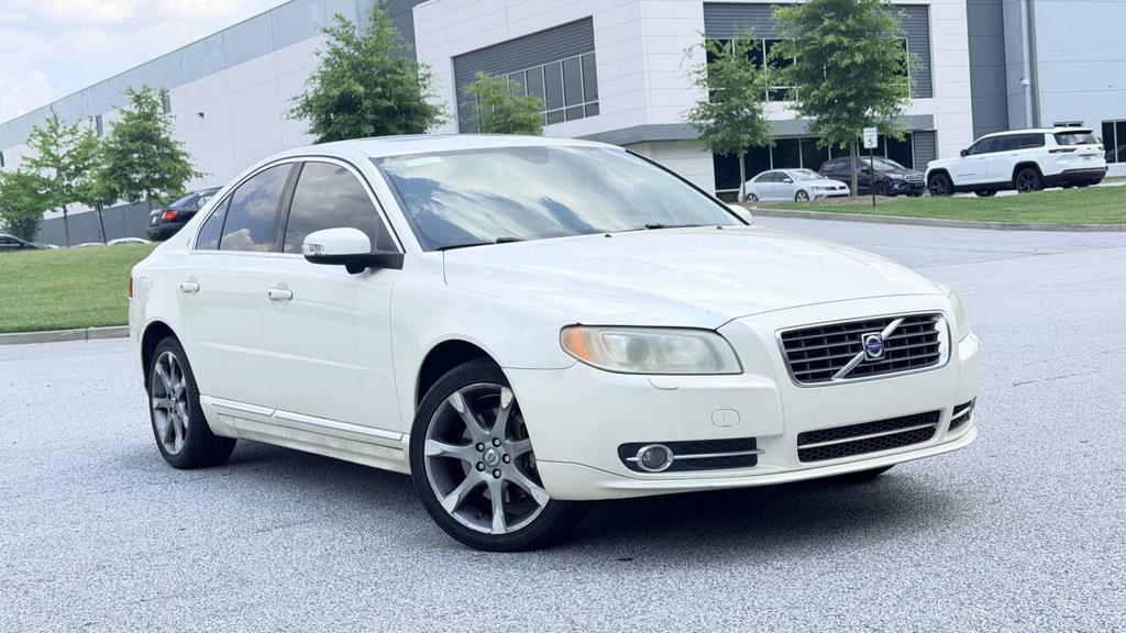 2009 Volvo S80 - $3,700