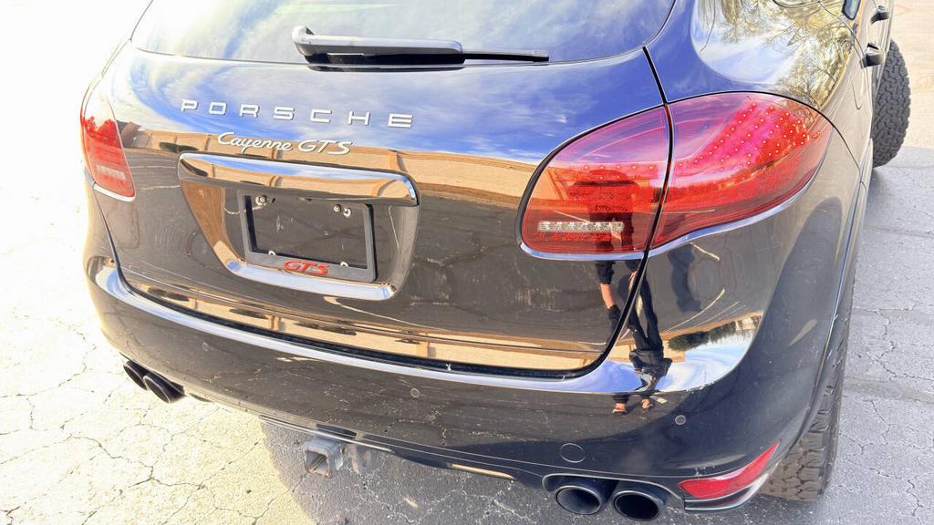 2013 Porsche Cayenne - $9,700