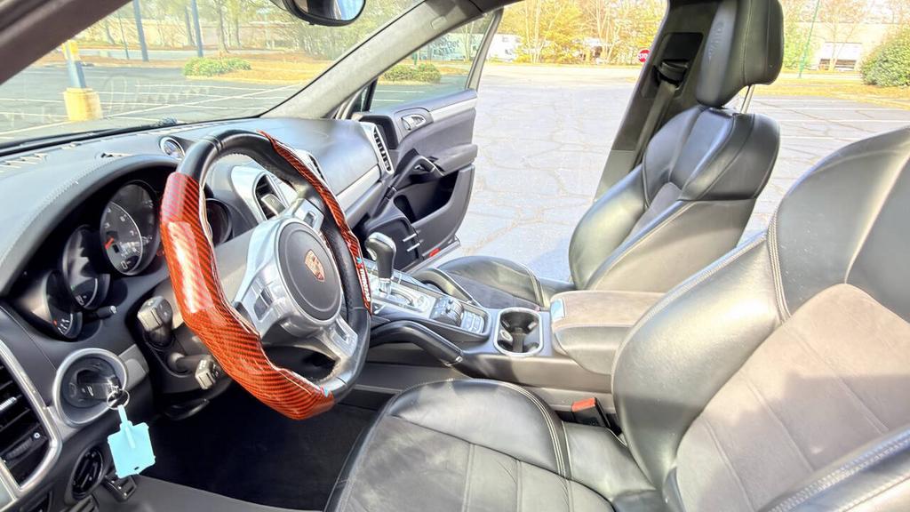 2013 Porsche Cayenne - $9,700