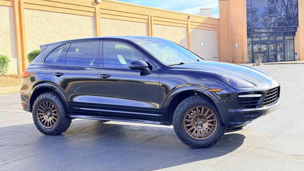 2013 Porsche Cayenne - $9,700