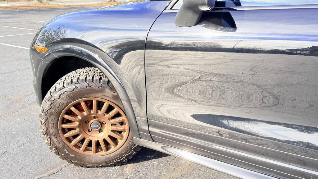 2013 Porsche Cayenne - $9,700