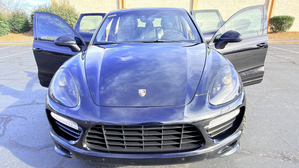 2013 Porsche Cayenne - $9,700