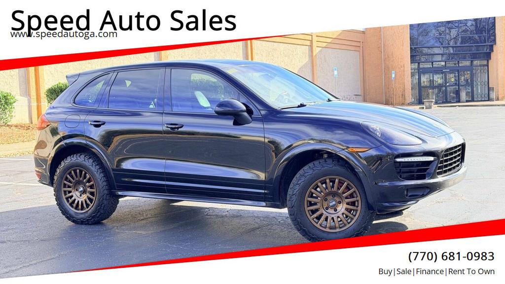 2013 Porsche Cayenne GTS