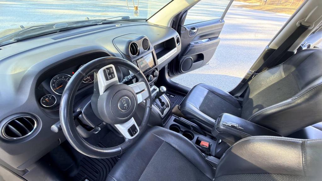 2016 Jeep Compass - $5,500