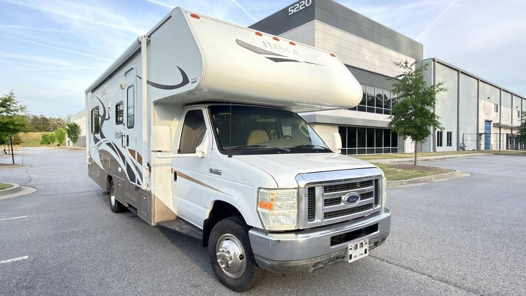 2008 Ford E-450 - $17,500