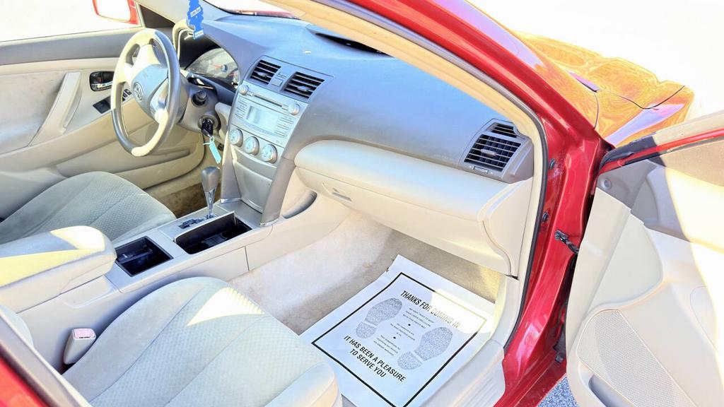 2009 Toyota Camry - $3,900