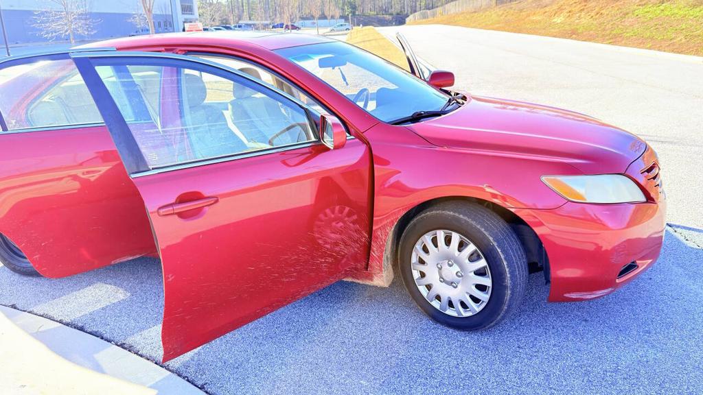 2009 Toyota Camry - $3,900