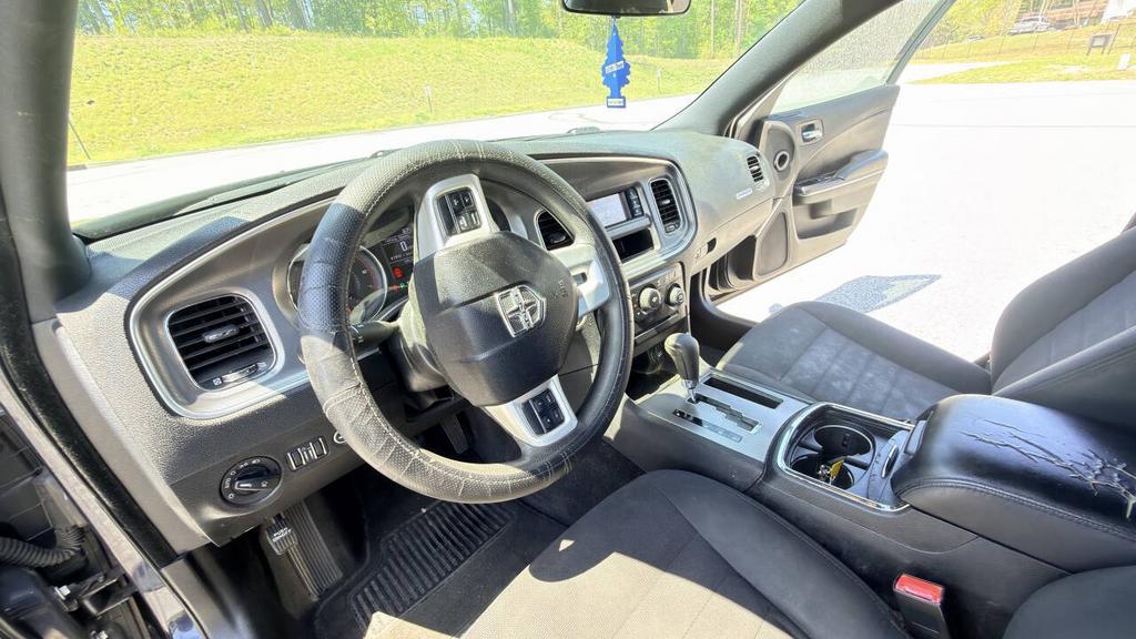 2011 Dodge Charger - $7,500