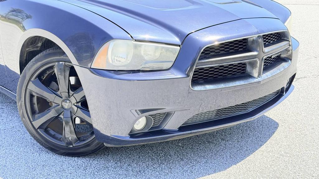 2011 Dodge Charger - $7,500