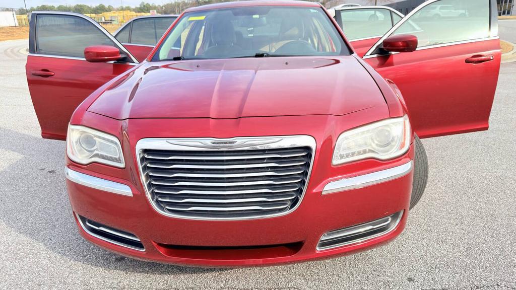 2012 Chrysler 300 - $3,900