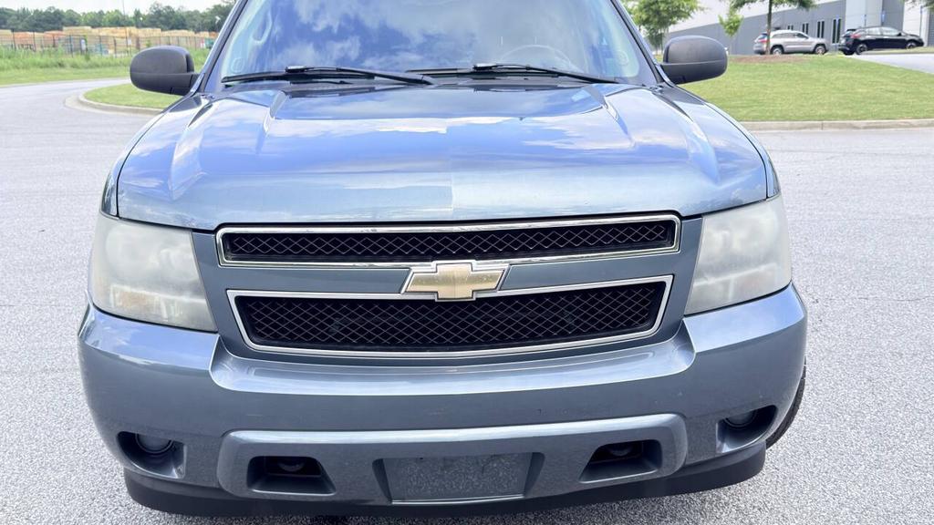 2008 Chevrolet Suburban - $5,500