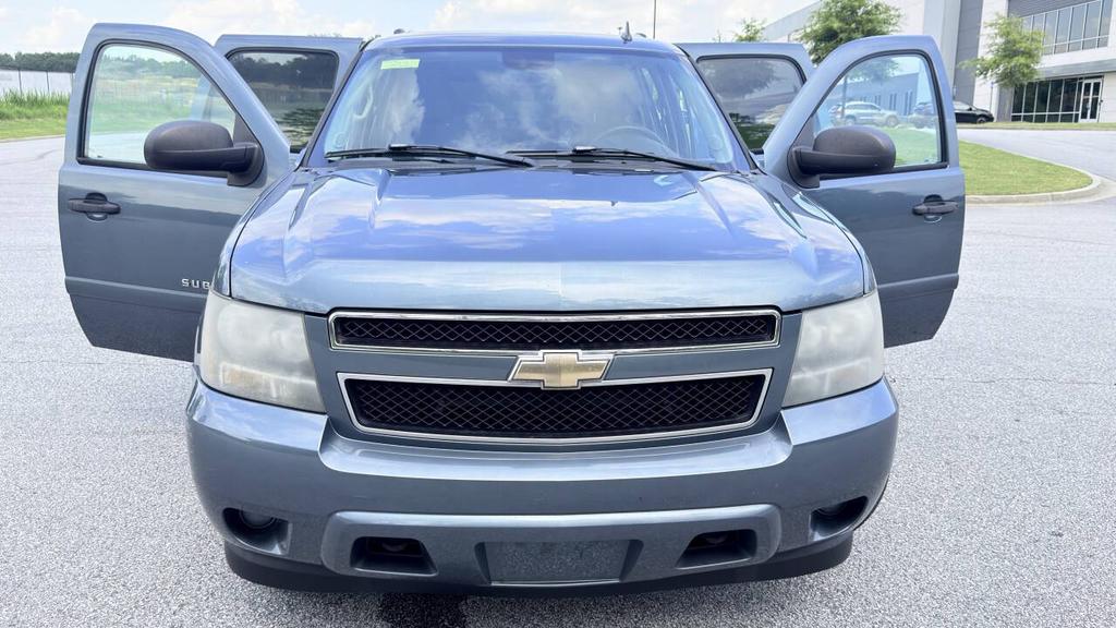 2008 Chevrolet Suburban - $5,500