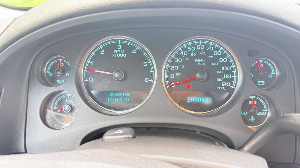 2008 Chevrolet Suburban - $5,500
