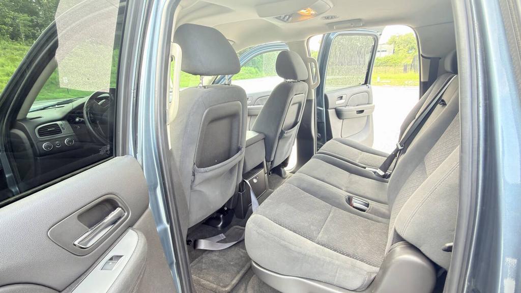 2008 Chevrolet Suburban - $5,500