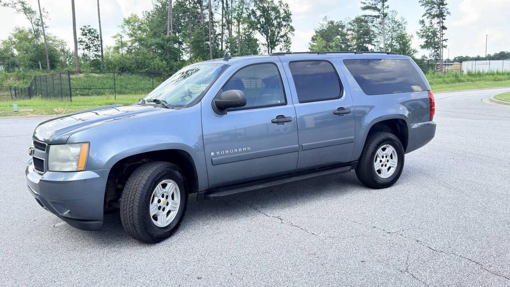 2008 Chevrolet Suburban - $5,500