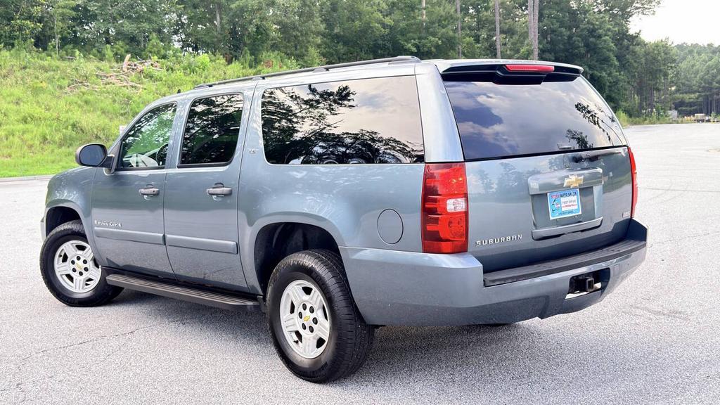 2008 Chevrolet Suburban - $5,500