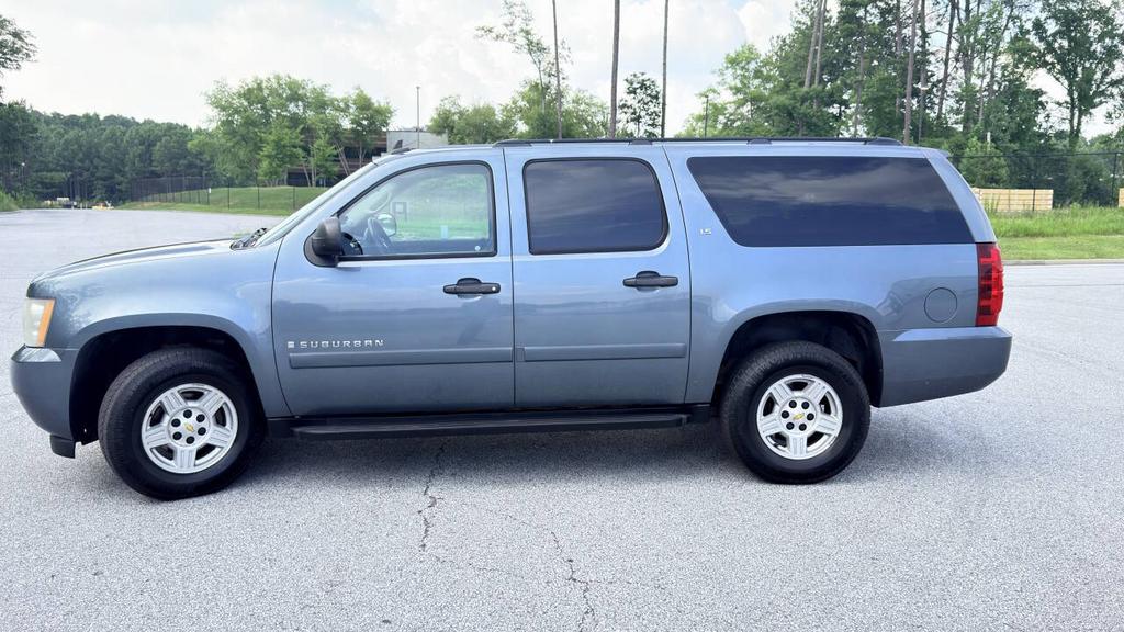 2008 Chevrolet Suburban - $5,500
