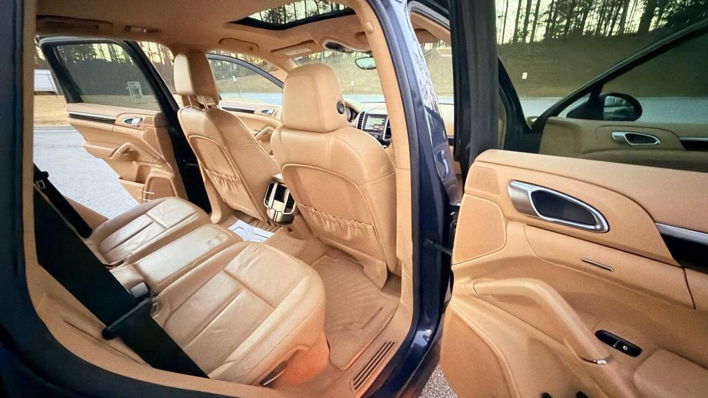 2011 Porsche Cayenne - $7,500