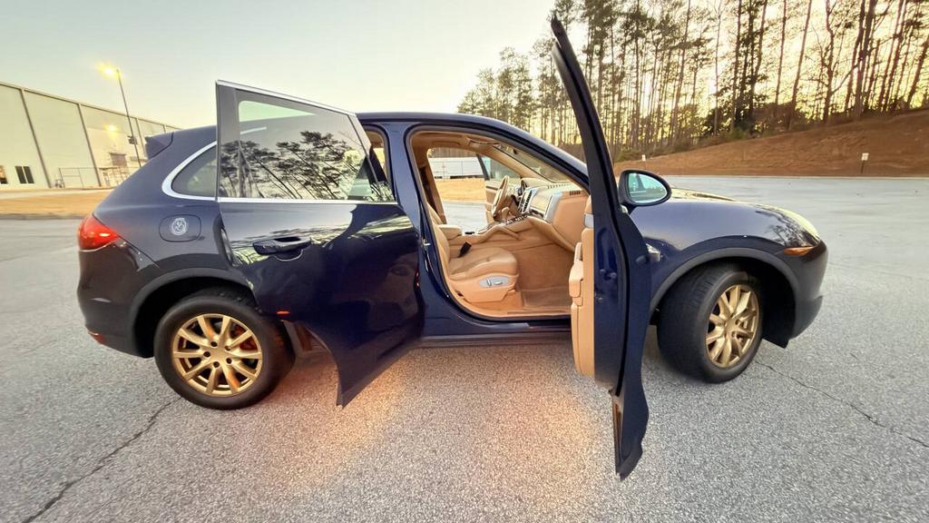 2011 Porsche Cayenne - $7,500