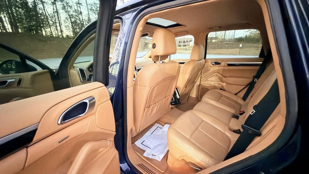 2011 Porsche Cayenne - $7,500