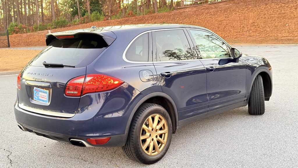 2011 Porsche Cayenne - $7,500
