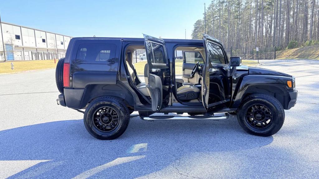 2006 HUMMER H3 - $8,700