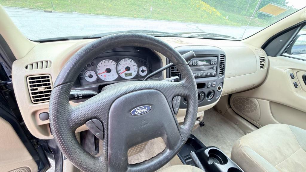 2004 Ford Escape - $2,500