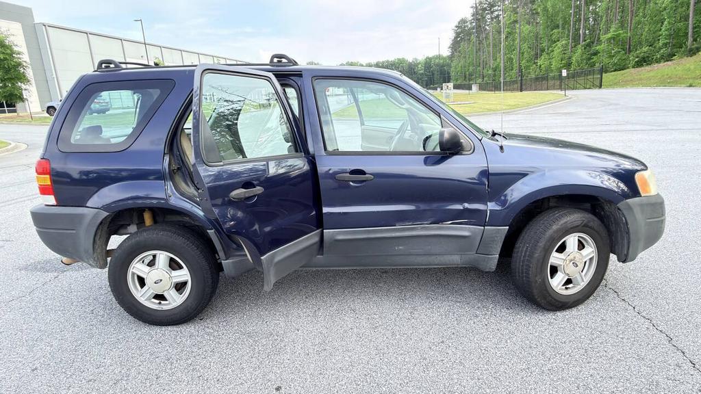 2004 Ford Escape - $2,500