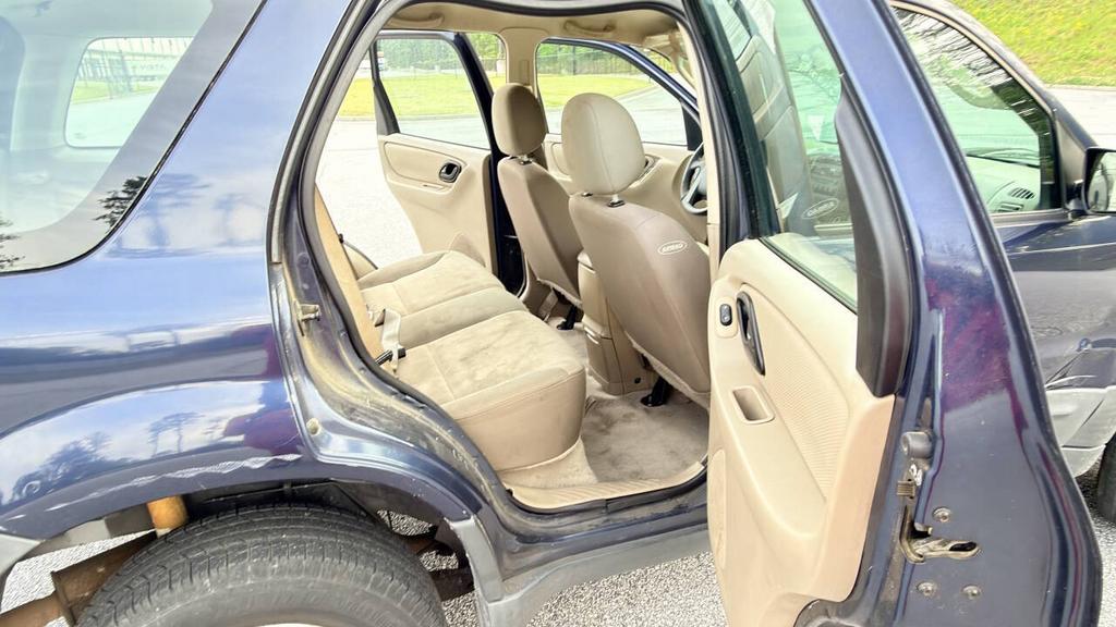 2004 Ford Escape - $2,500