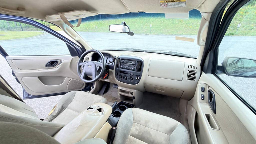 2004 Ford Escape - $2,500