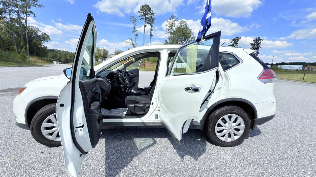 2015 Nissan Rogue - $7,900