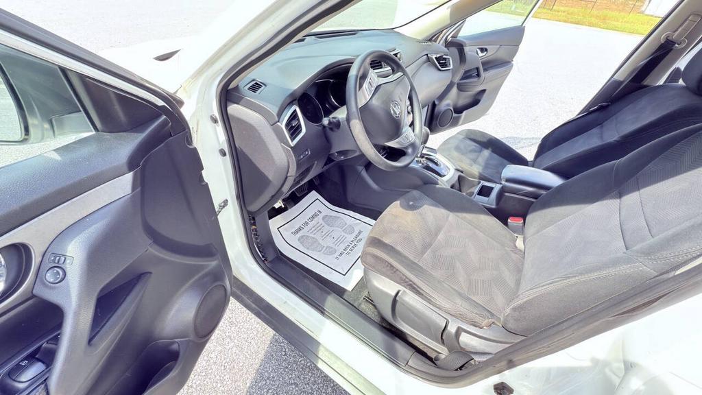 2015 Nissan Rogue - $7,900
