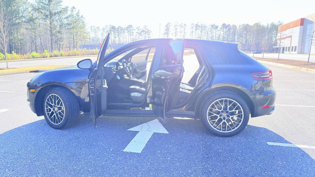 2017 Porsche Macan - $14,500