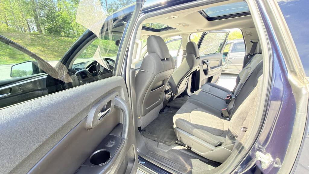 2012 Chevrolet Traverse - $4,500