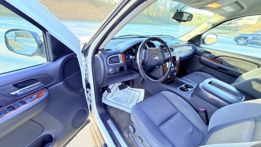 2009 Chevrolet Tahoe - $4,900