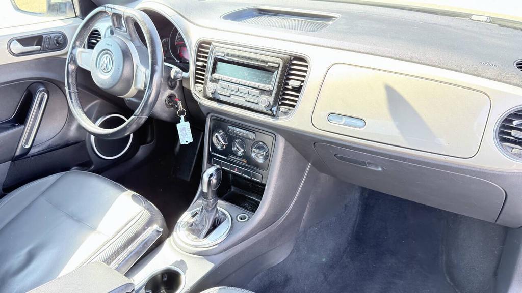 2013 Volkswagen Beetle - $4,850