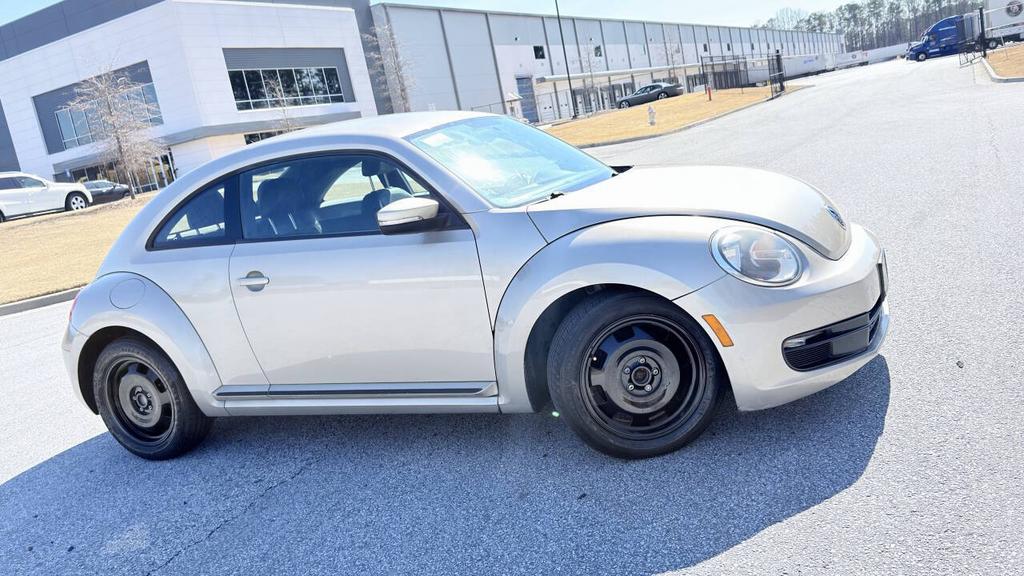 2013 Volkswagen Beetle - $4,850