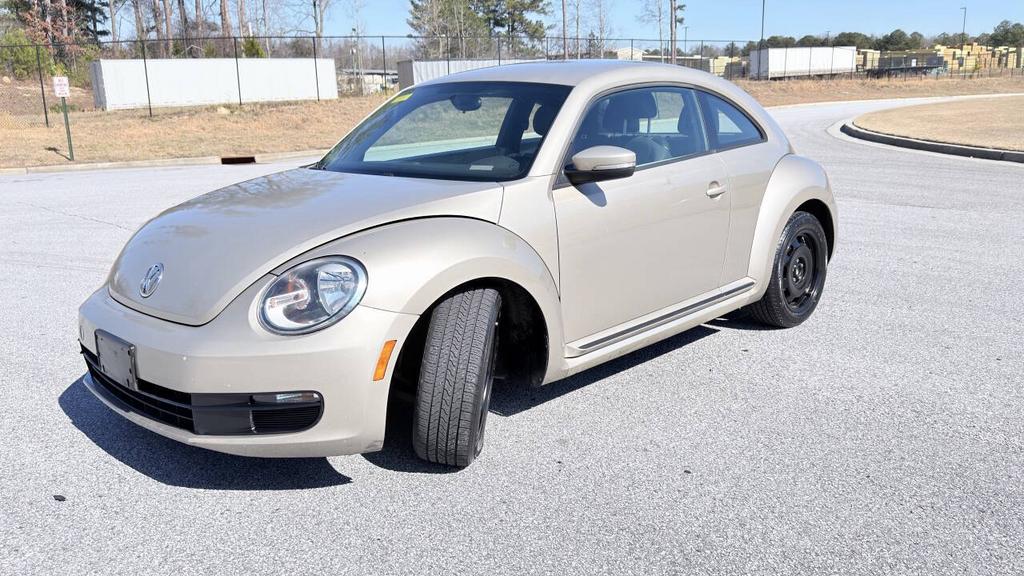 2013 Volkswagen Beetle - $4,850