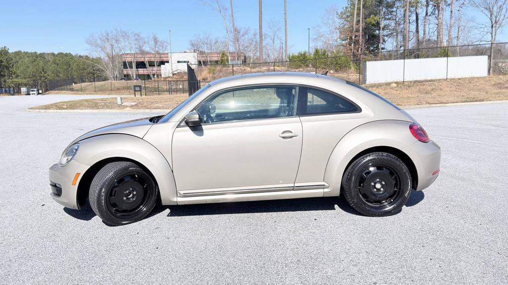 2013 Volkswagen Beetle - $4,850