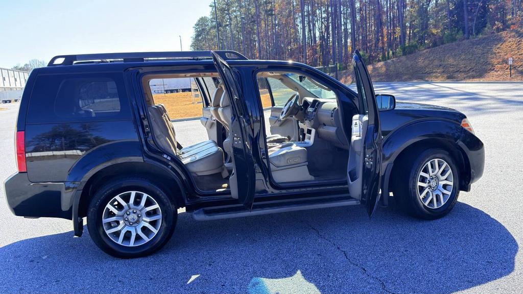 2010 Nissan Pathfinder - $4,900