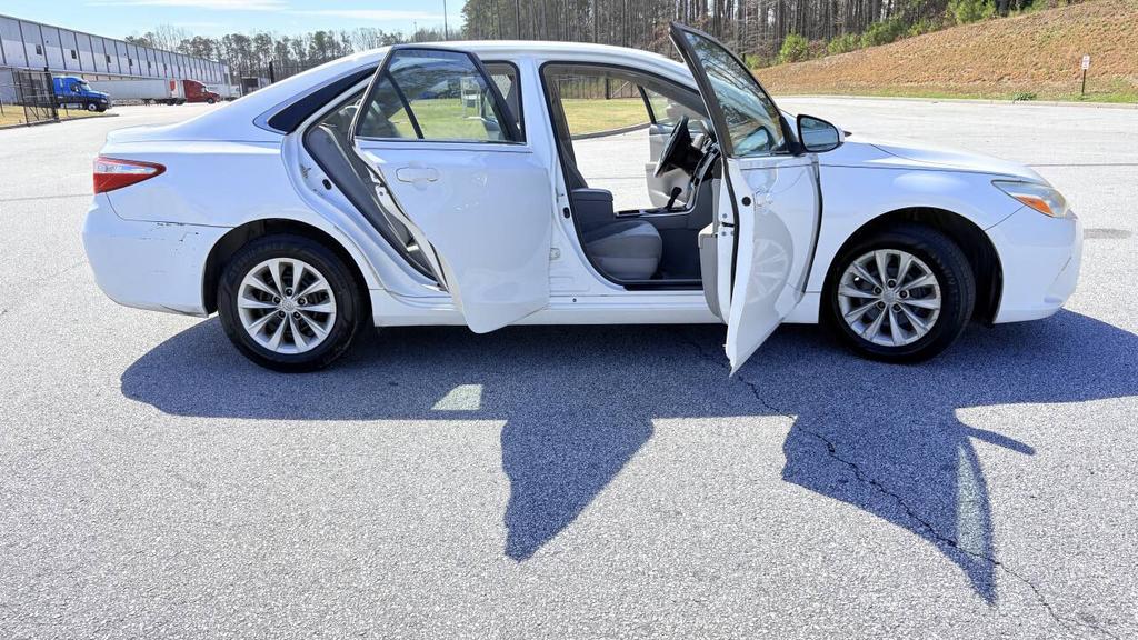 2016 Toyota Camry - $5,900