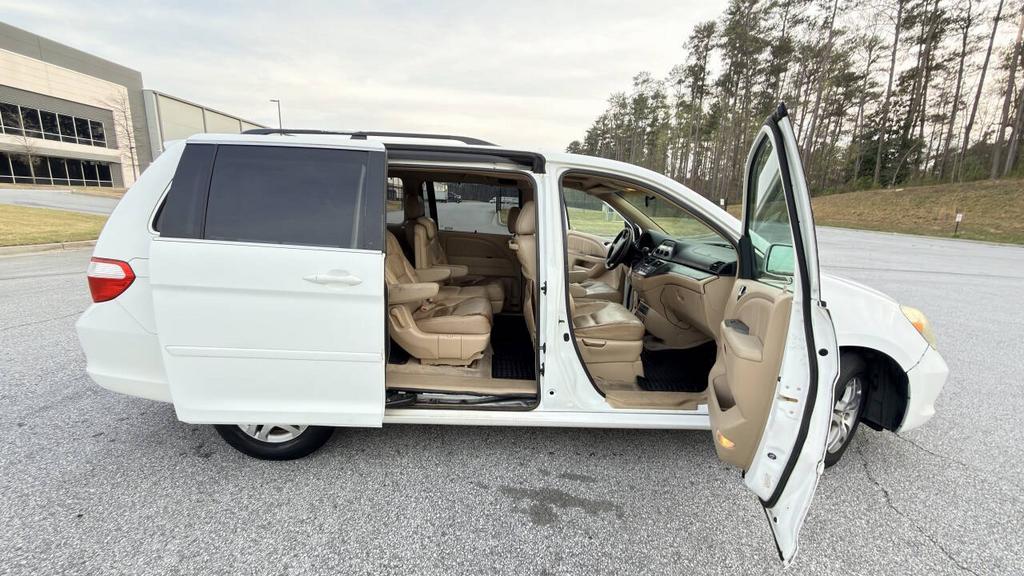 2005 Honda Odyssey - $4,900