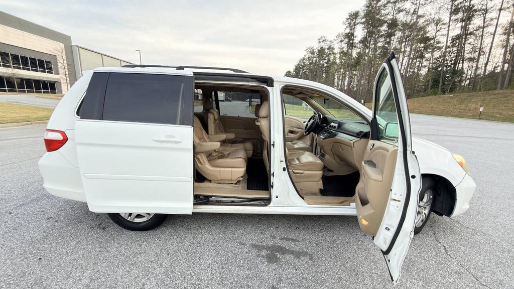 2005 Honda Odyssey - $4,900