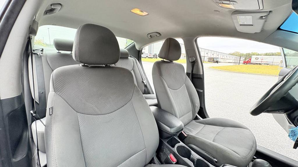 2012 Hyundai Elantra - $5,800