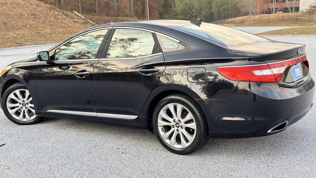 2014 Hyundai Azera - $5,500