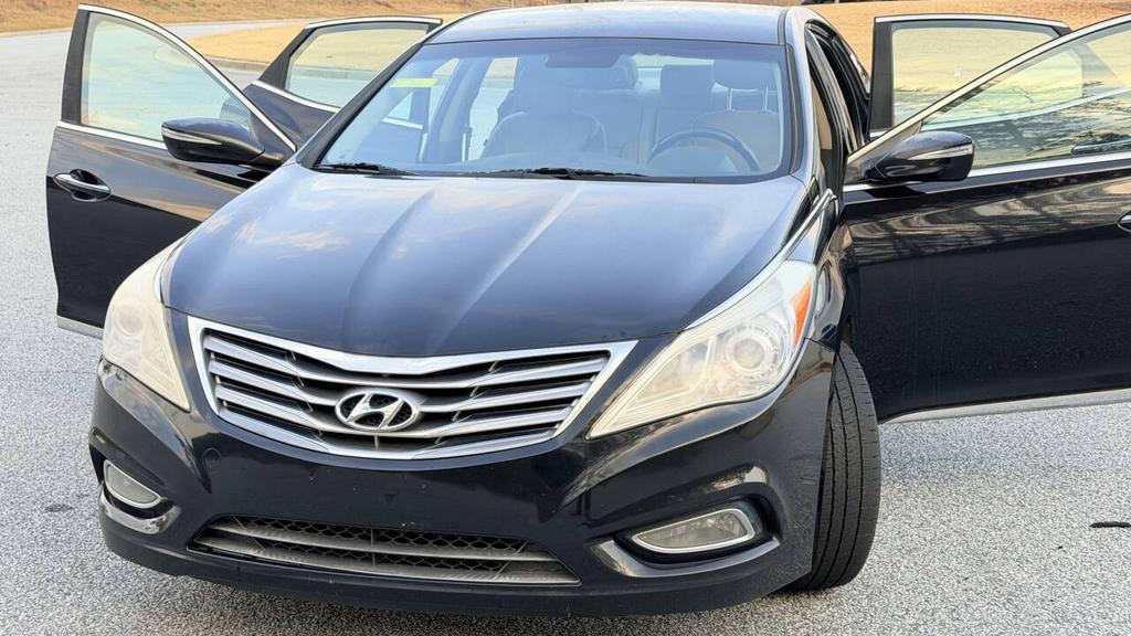 2014 Hyundai Azera - $5,500