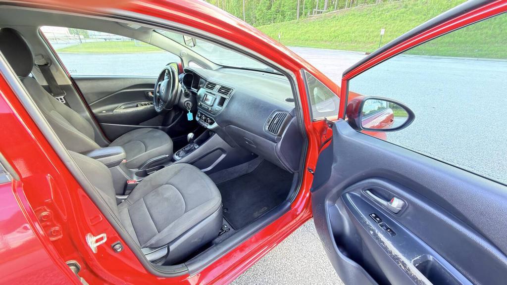 2013 Kia Rio - $4,850