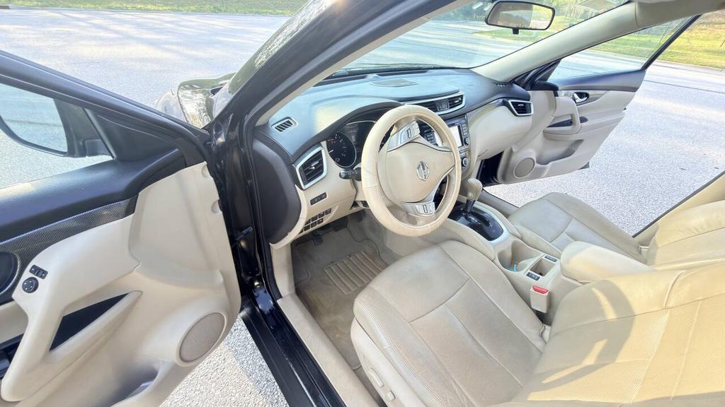 2014 Nissan Rogue - $5,900