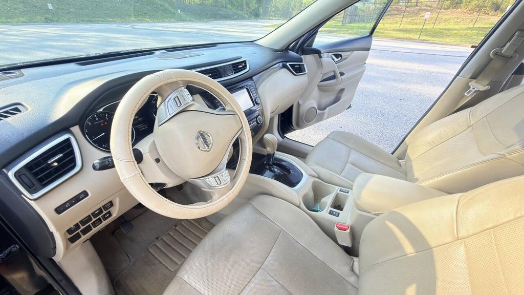 2014 Nissan Rogue - $5,900